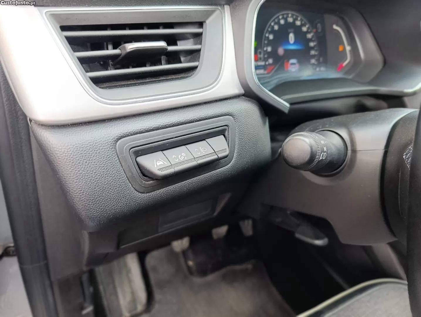 Renault Captur 1.0 tce techno — photo 5