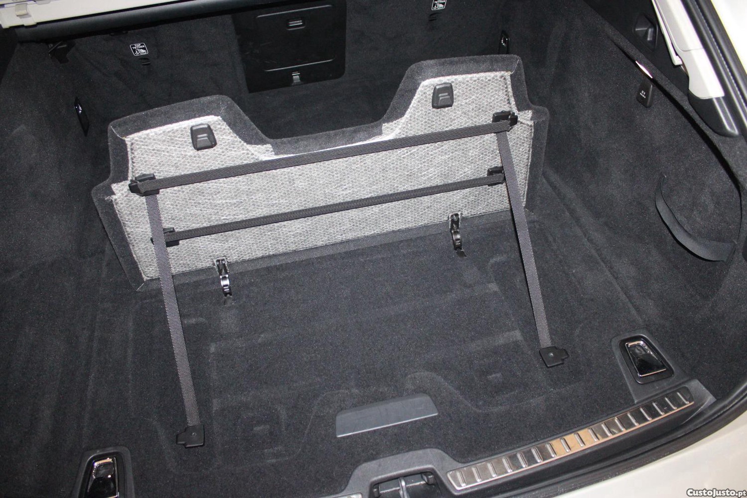 Volvo V90 2.0 B4 MOMENTUM PLUS GEARTRONIC — fotografia 13