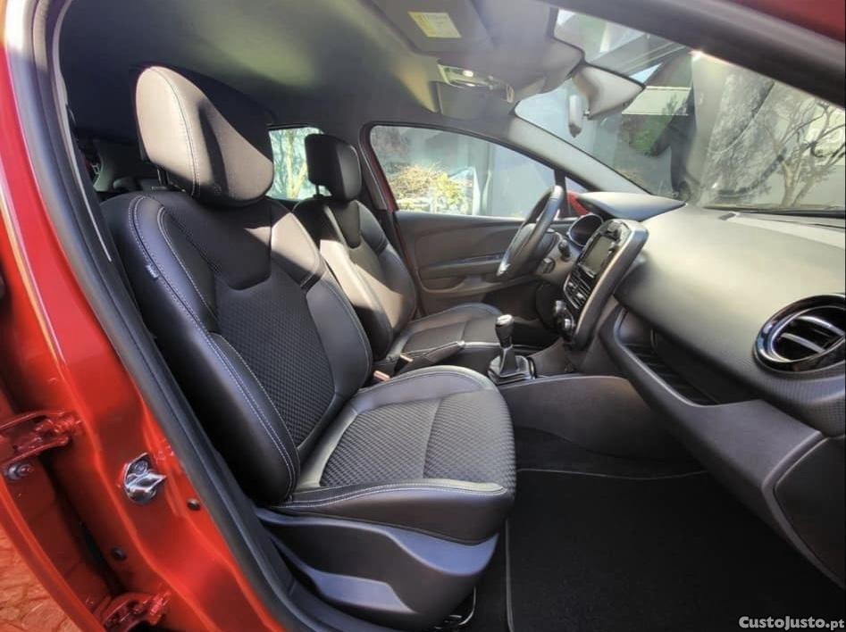 Renault Clio Renault Clio 0.9 TCe  Limited  - 19 foto 3