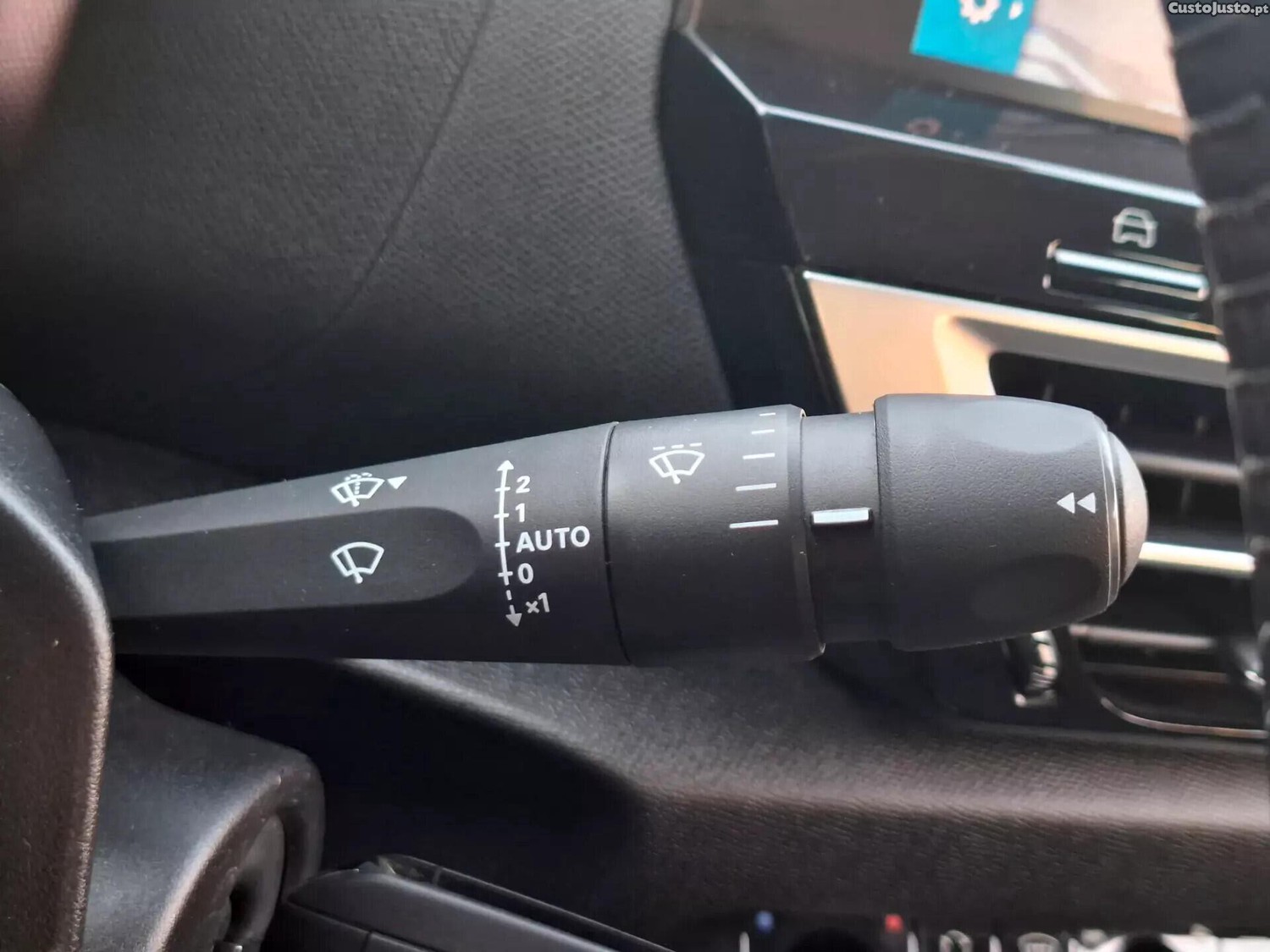 Citroën C4 X 1.2 PureTech Plus EAT8 — fotografia 7