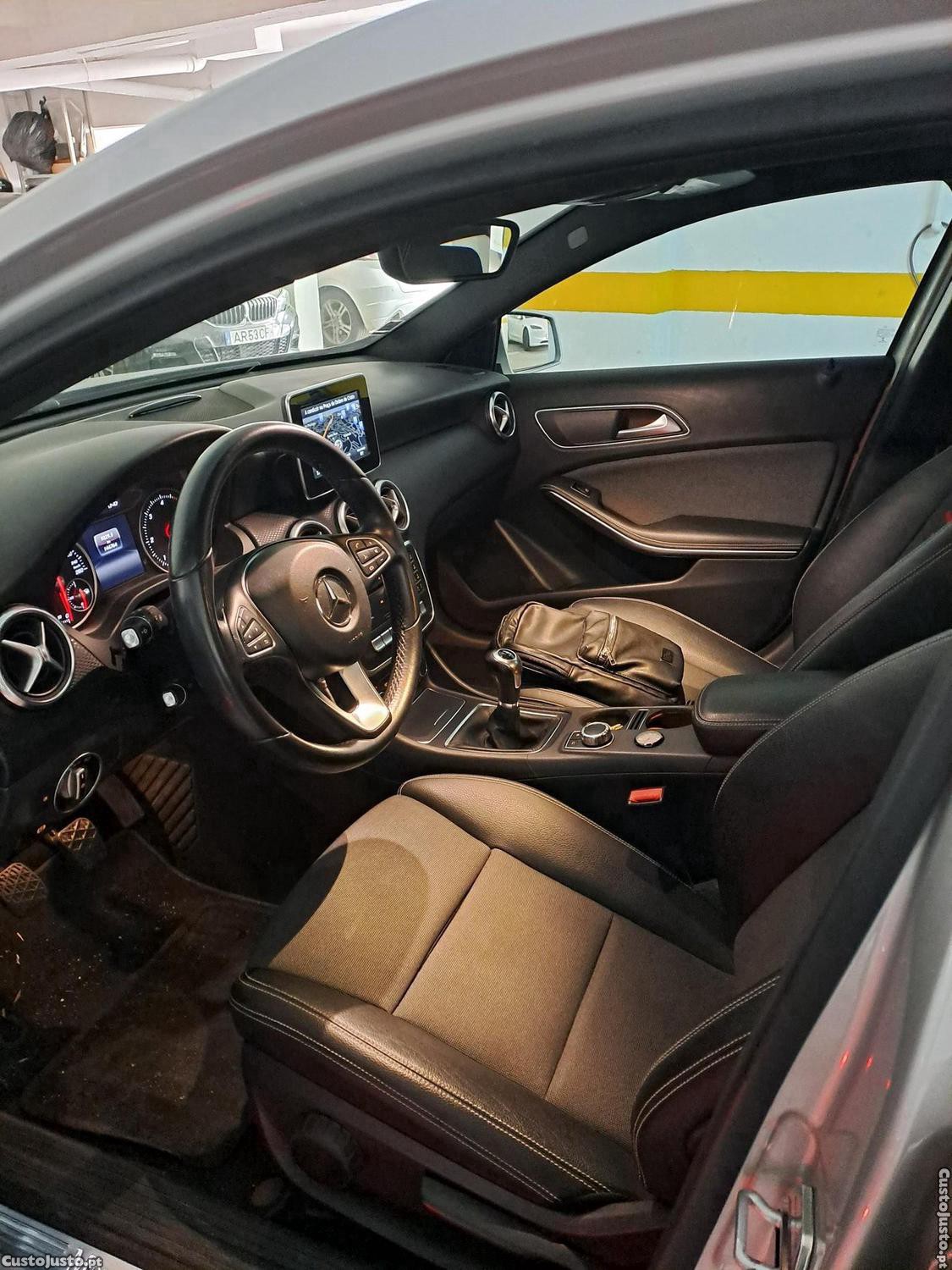 Mercedes-Benz A 180 Sport — fotografia 4