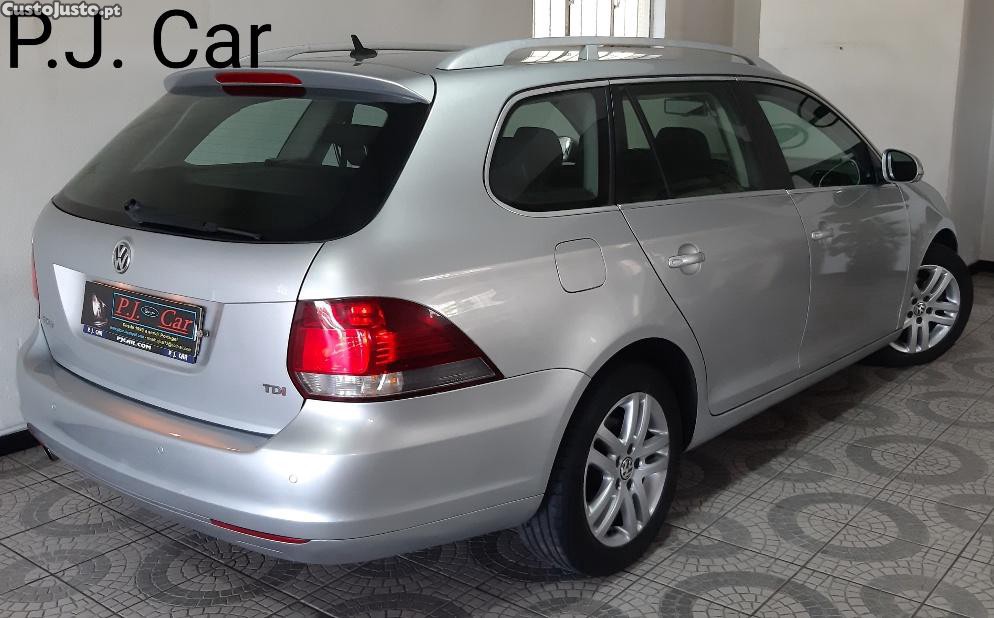 Volkswagen Golf Variant Confortline 1.6 TDI 105 CV — fotografia 4