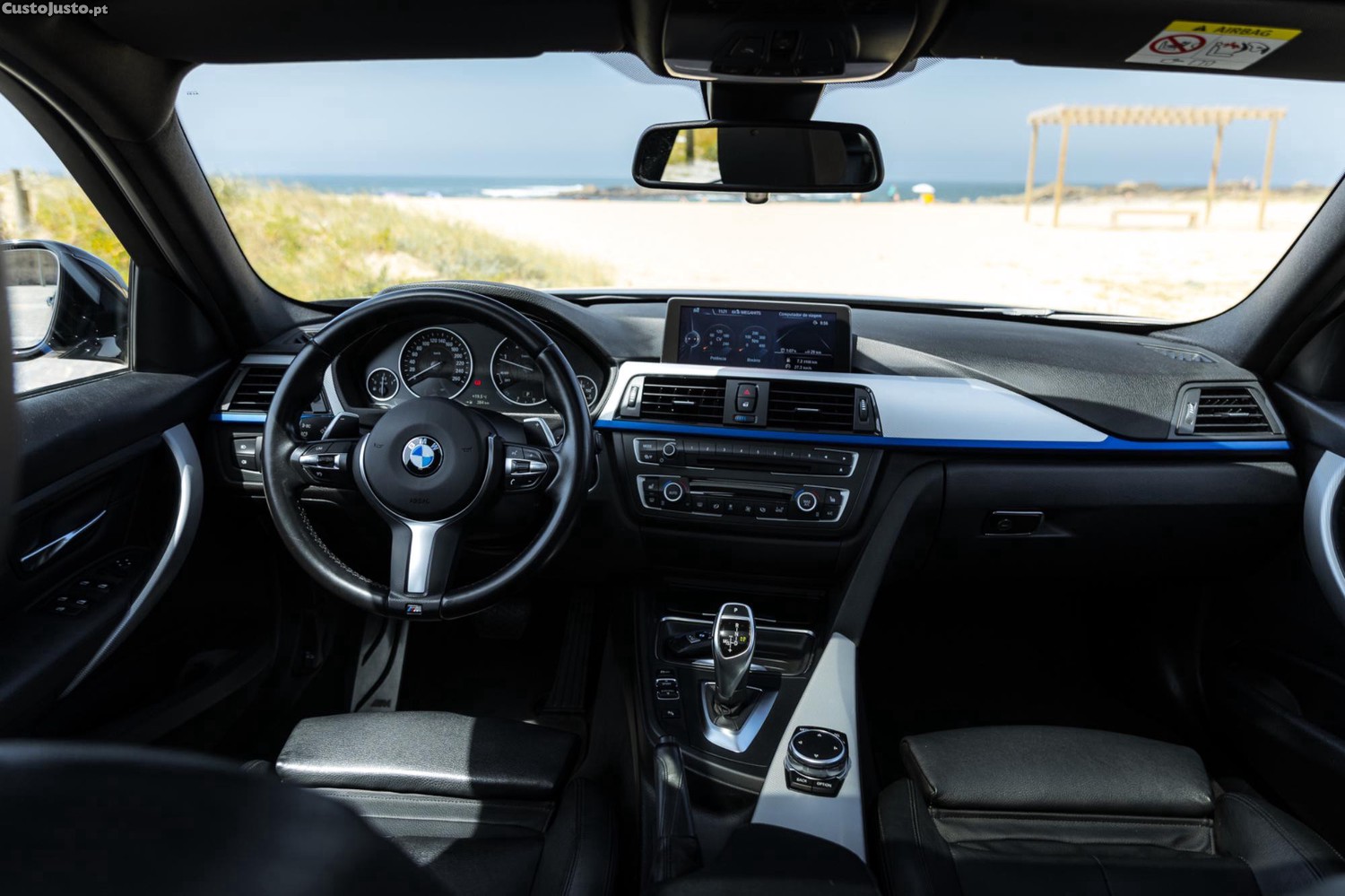 BMW 320 d xDrive Pack M Auto — fotografia 3