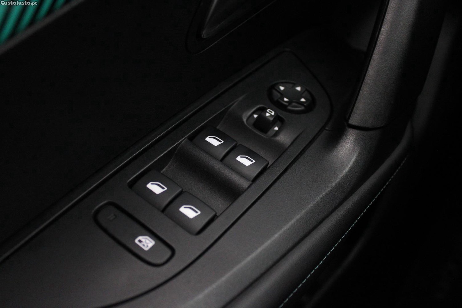 Peugeot e-2008 ALLURE PACK (AUTO) — fotografia 10