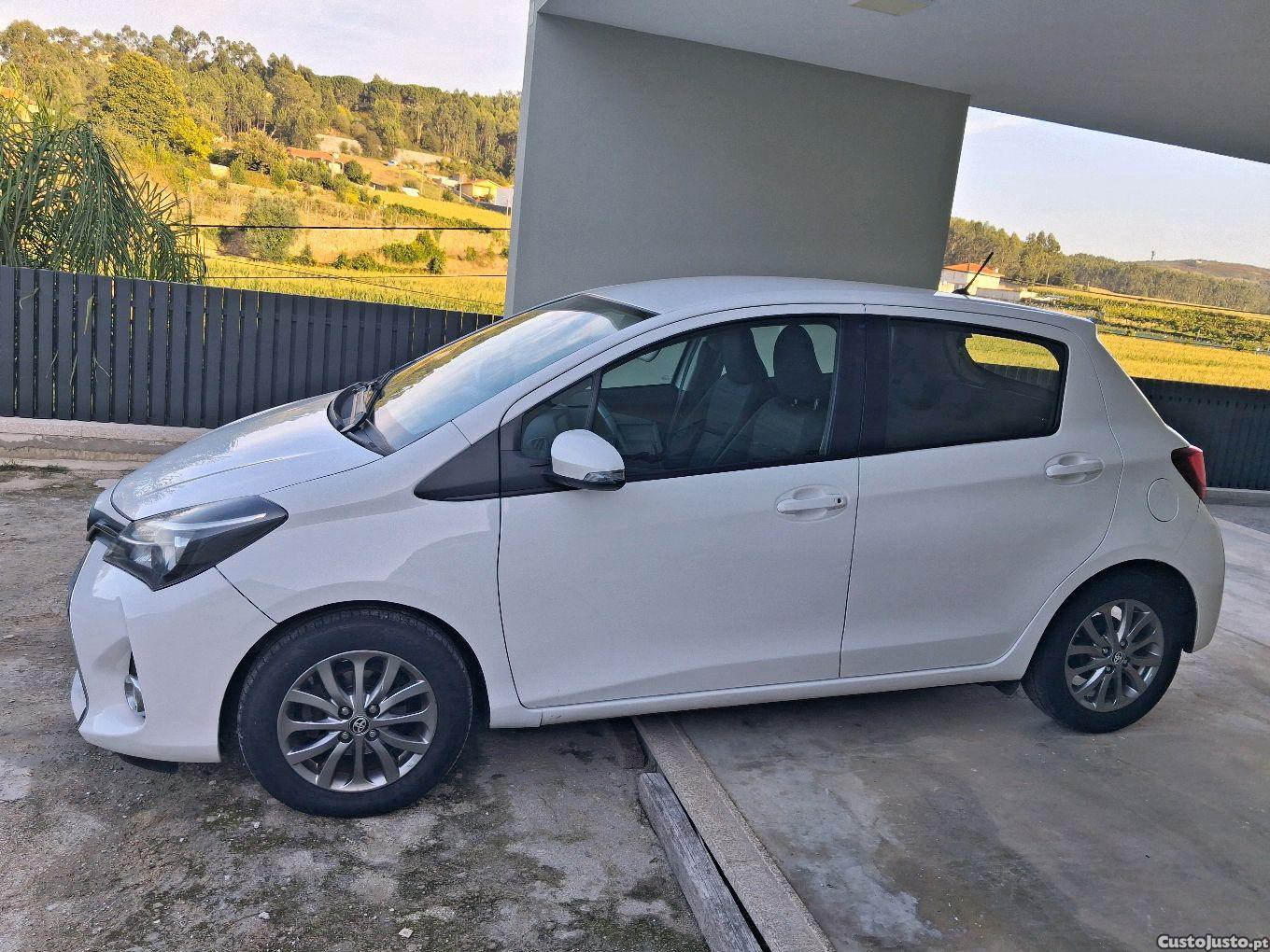 Toyota Yaris 1.VVT-i - 2016 — photo 3