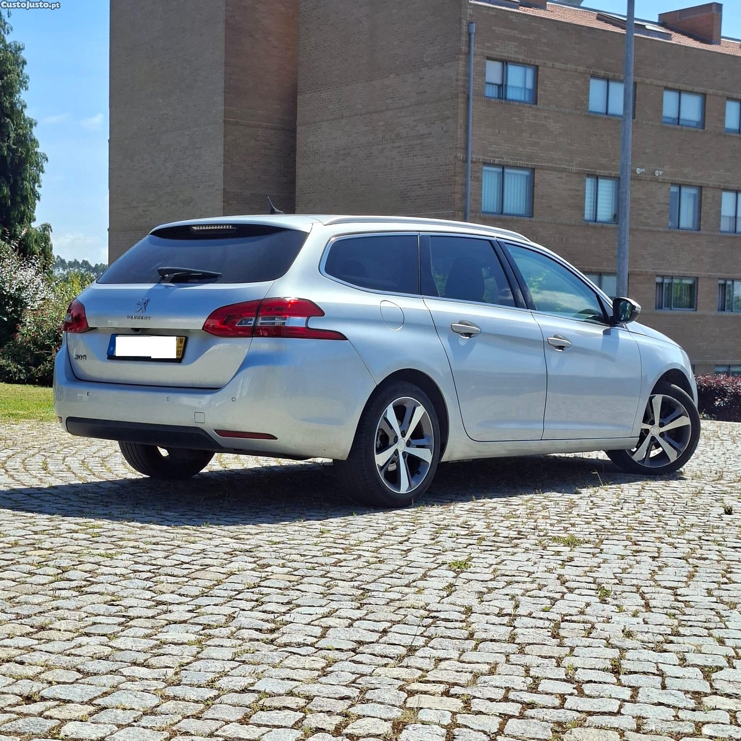 Peugeot 308 SW 1.2 PureTech Style - 16 — photo 4