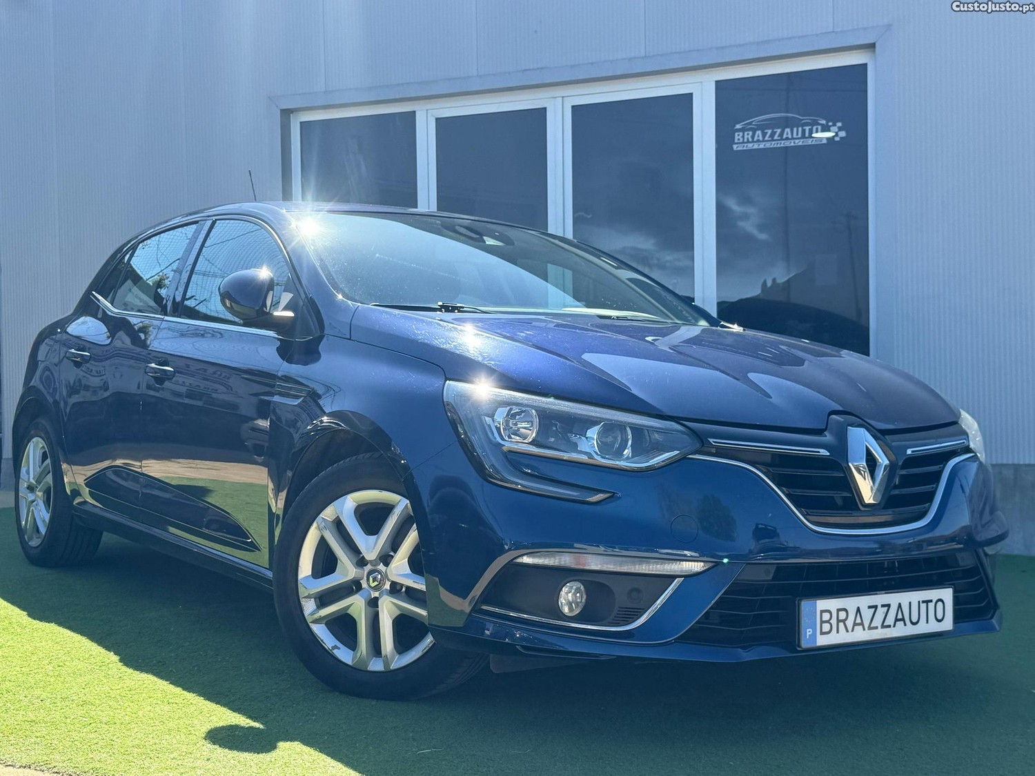 Renault Mégane 1.5 Blue dCi GT Line EDC — fotografia 27