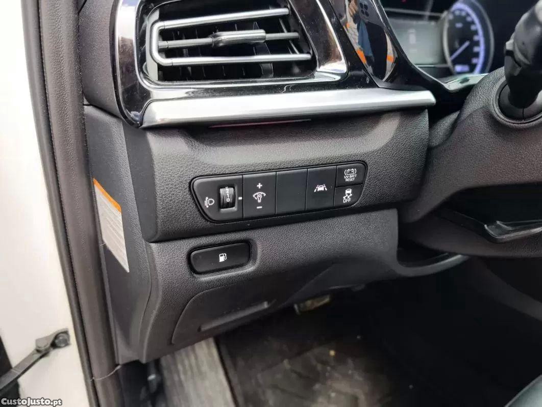 Kia Niro 1.6 gdi hev drive — photo 5