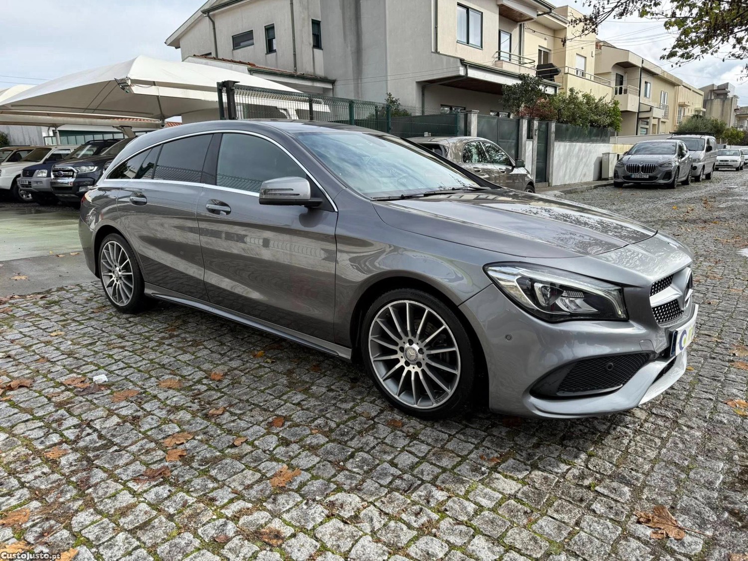 Mercedes-Benz CLA 200 D Shooting Brake AMG Line — fotografia 11