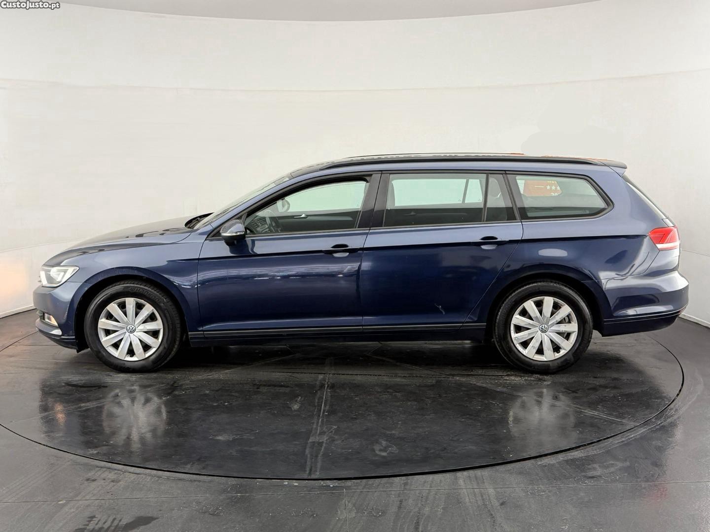 VW Passat VARIANT 1.6 TDI TRENDLINE - 15 — photo 4