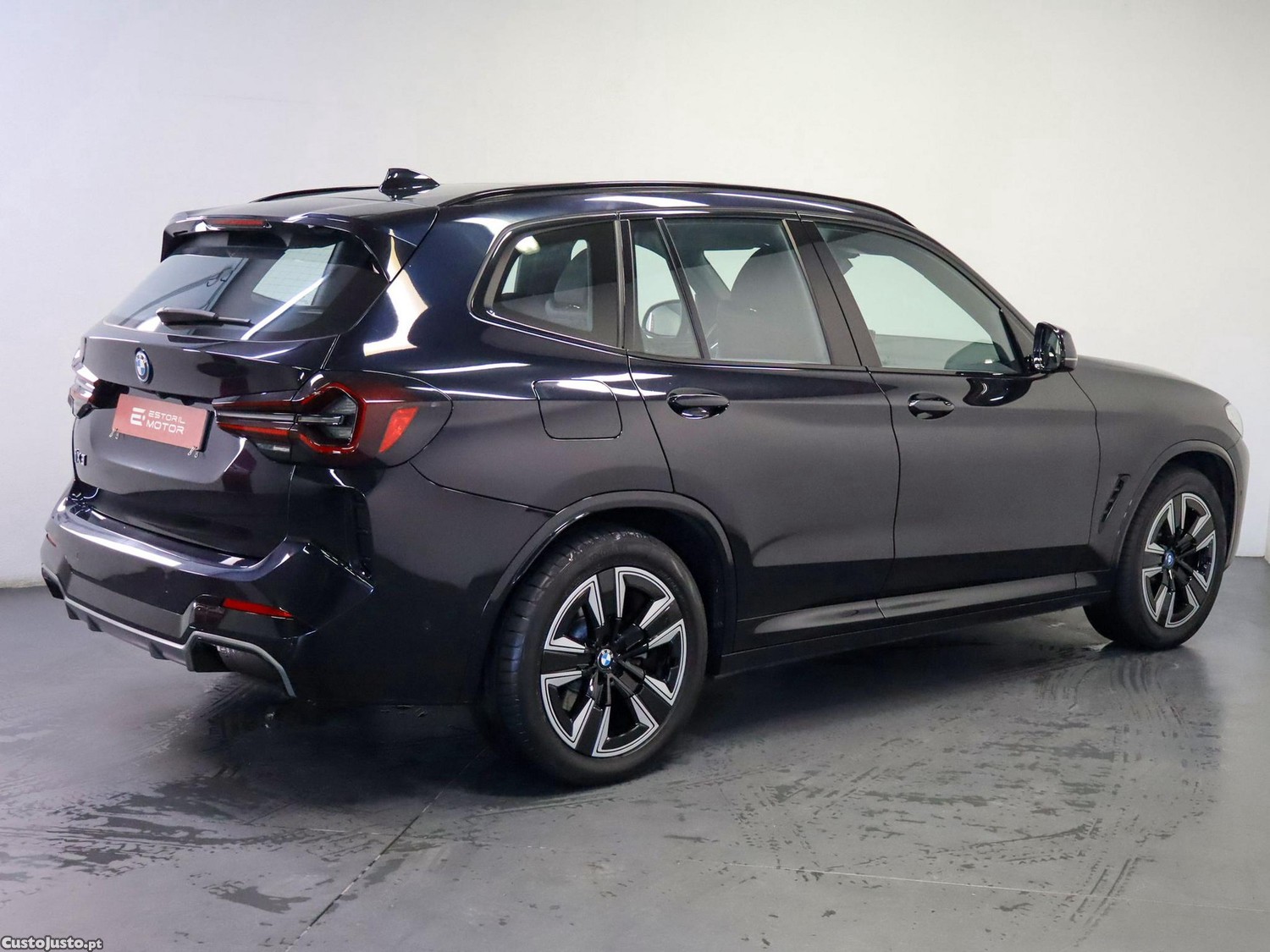 BMW iX3 Inspiring - 23 — photo 3