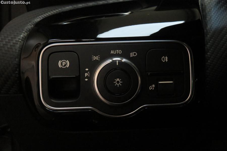 Mercedes-Benz A 250 e Style Plus — fotografia 14