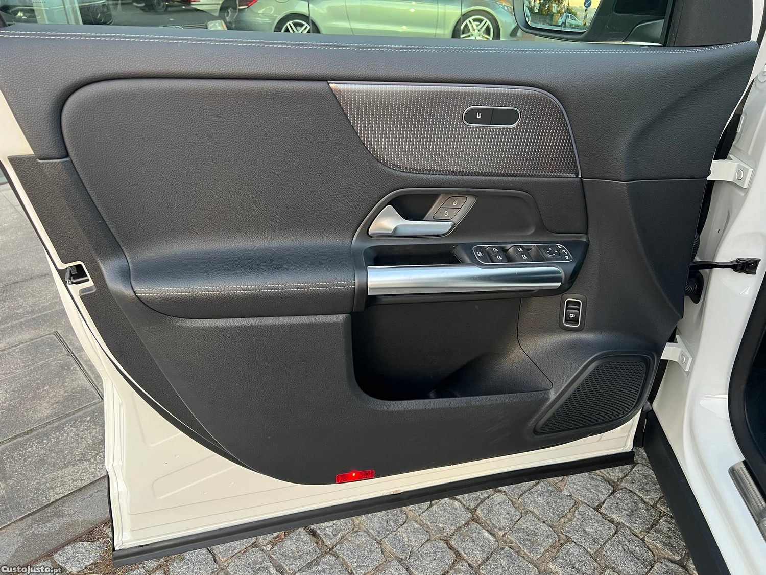 Mercedes-Benz EQA Progressive — fotografia 8
