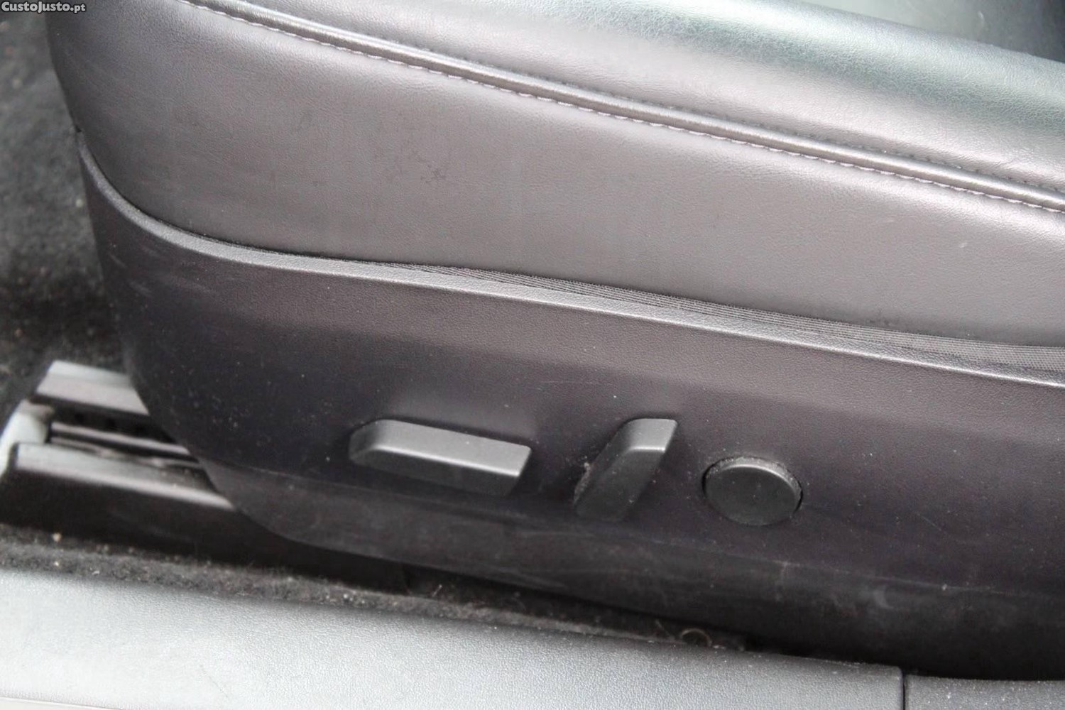 Tesla Model 3 Long-Range AWD — photo 4