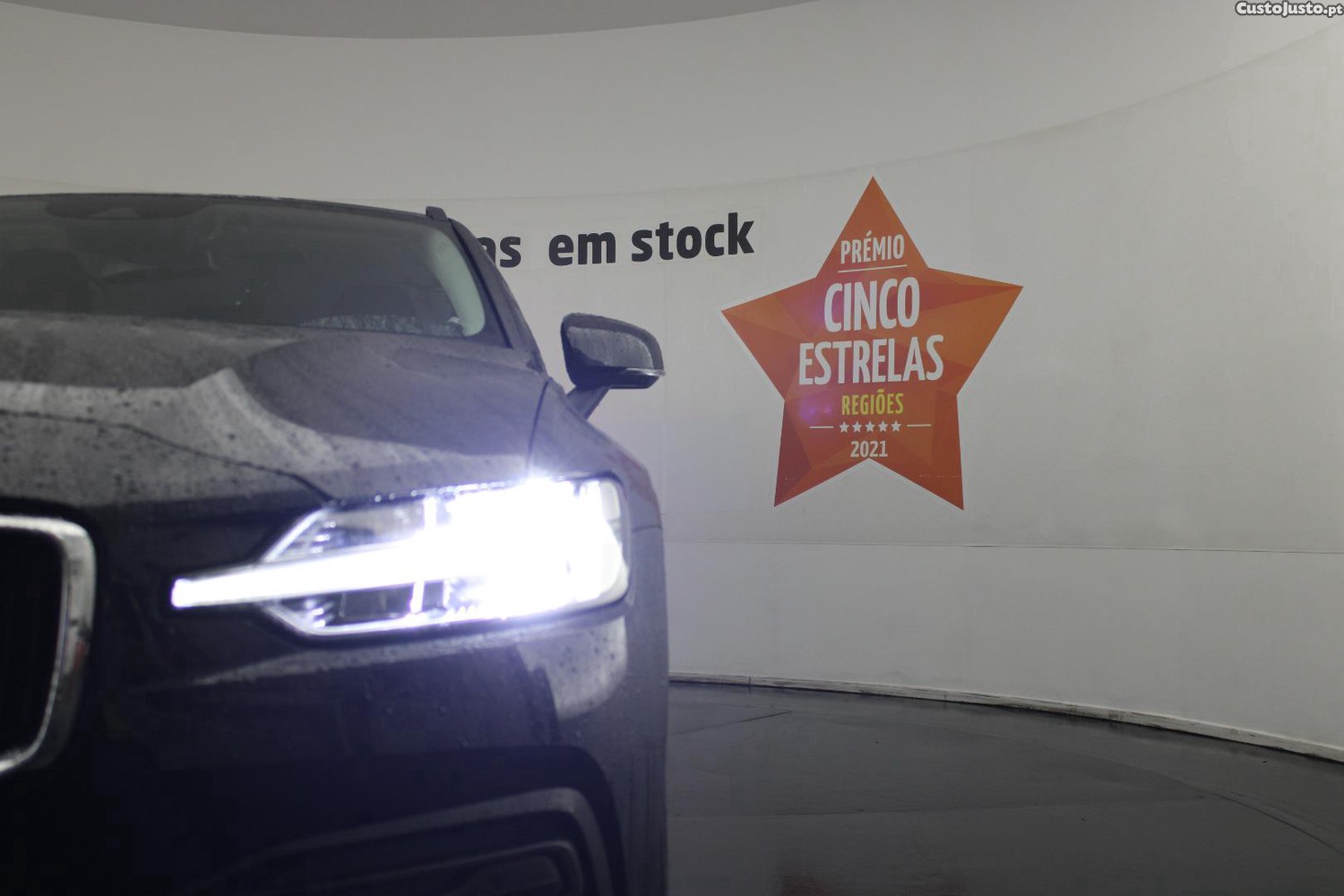 Volvo V60 2.0 D3 GEARTRONIC — fotografia 5