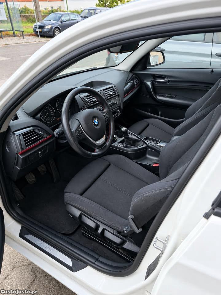 BMW 116 D Urban Line - 12 foto 2