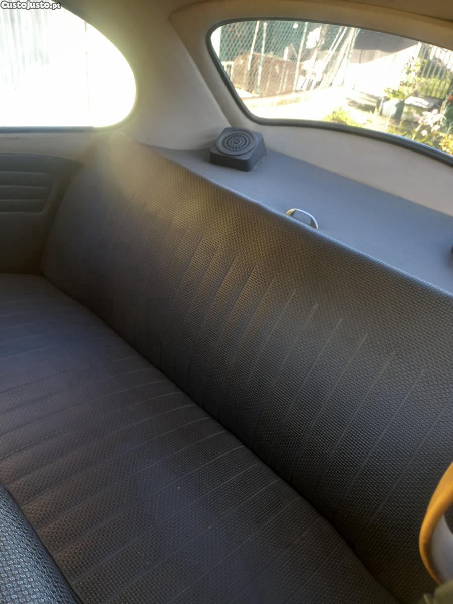VW Carocha Carocha 1300 foto 4