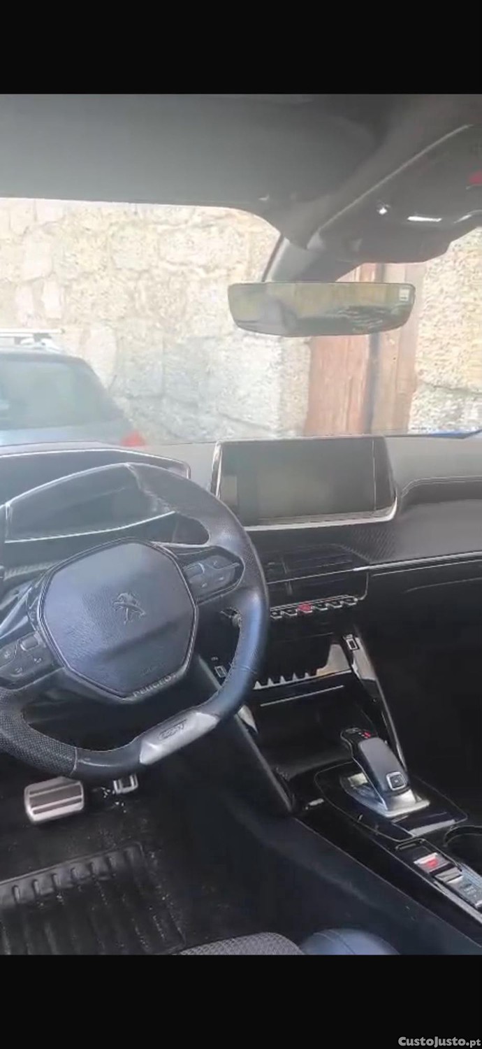 Peugeot 2008 GT LINE - 20 — photo 2