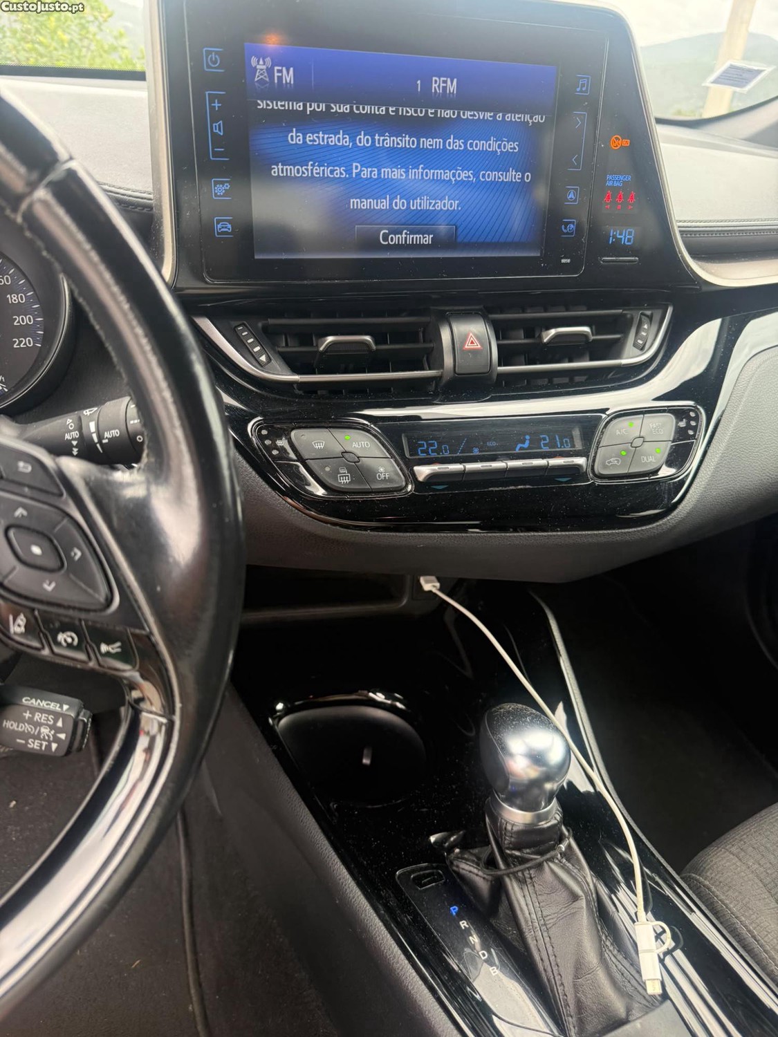 Toyota C-HR Hybrid confort + Pack Style - 18 — photo 3