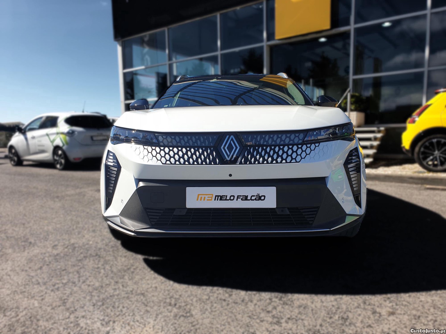 Renault Scénic E-Tech 87 kWh Iconic - 24 — photo 2