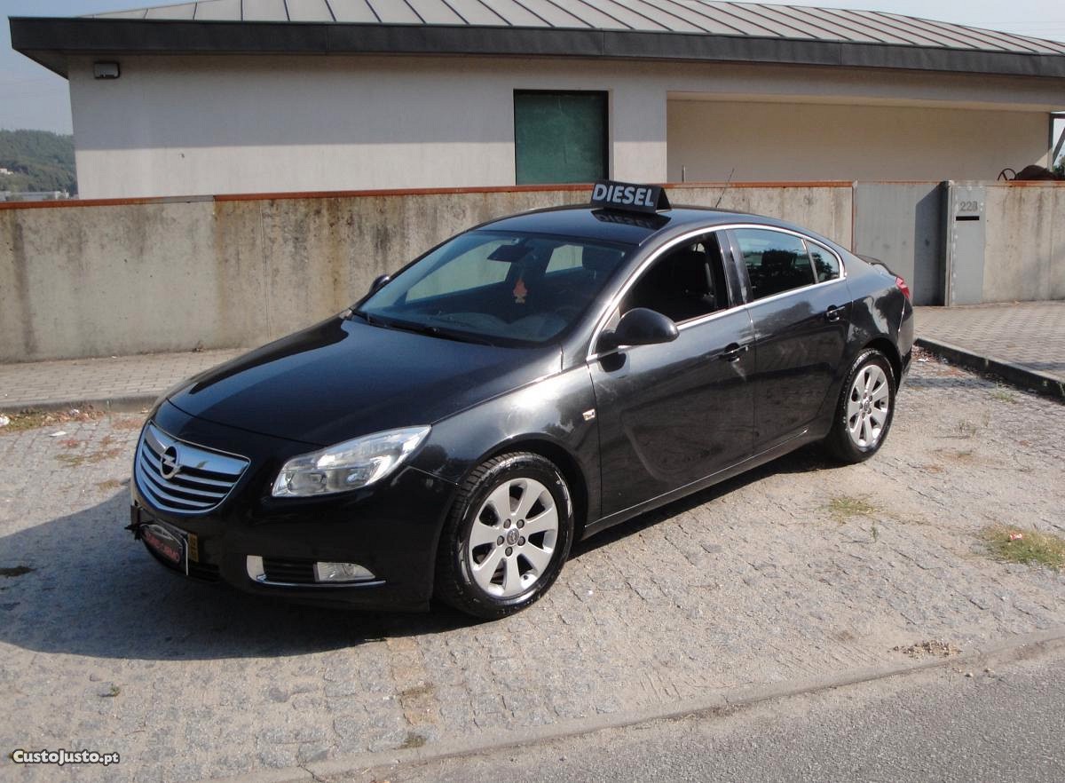 Opel Insignia 2.0 CDTI — fotografia 6