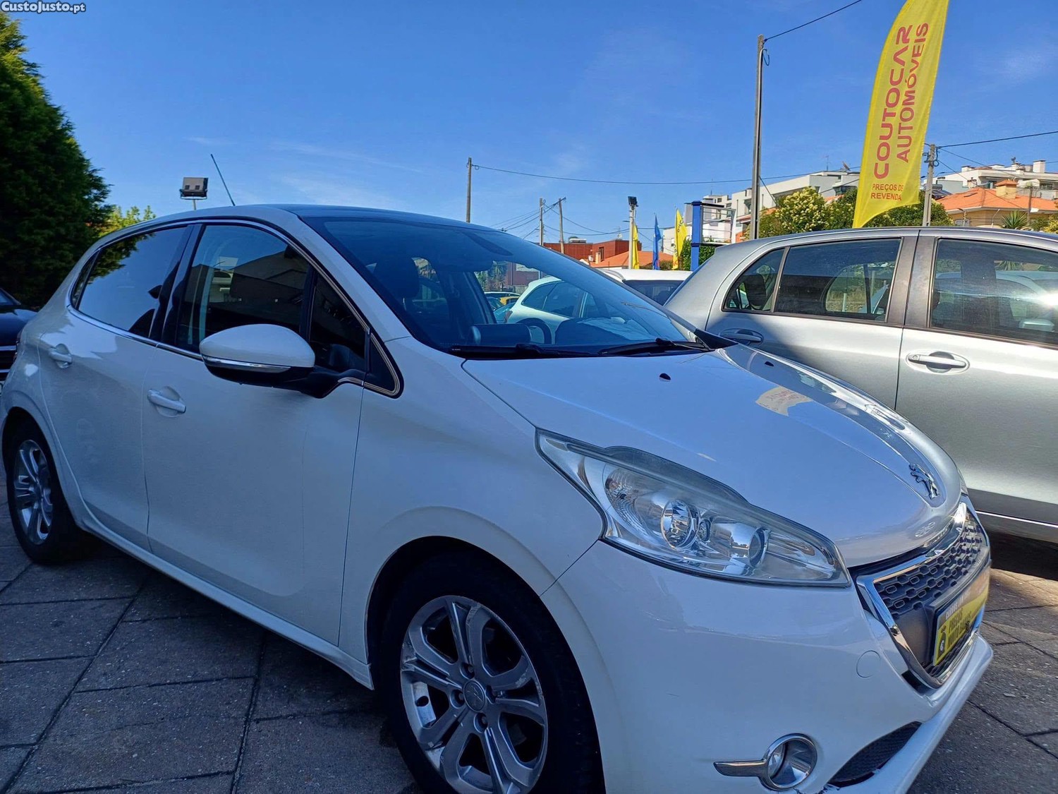 Peugeot 208 1.2 iCom TECTOPANORAMICO — fotografia 11
