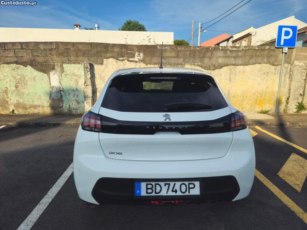 Peugeot 208 Active pack 1.2 puretech - 23 — photo 4