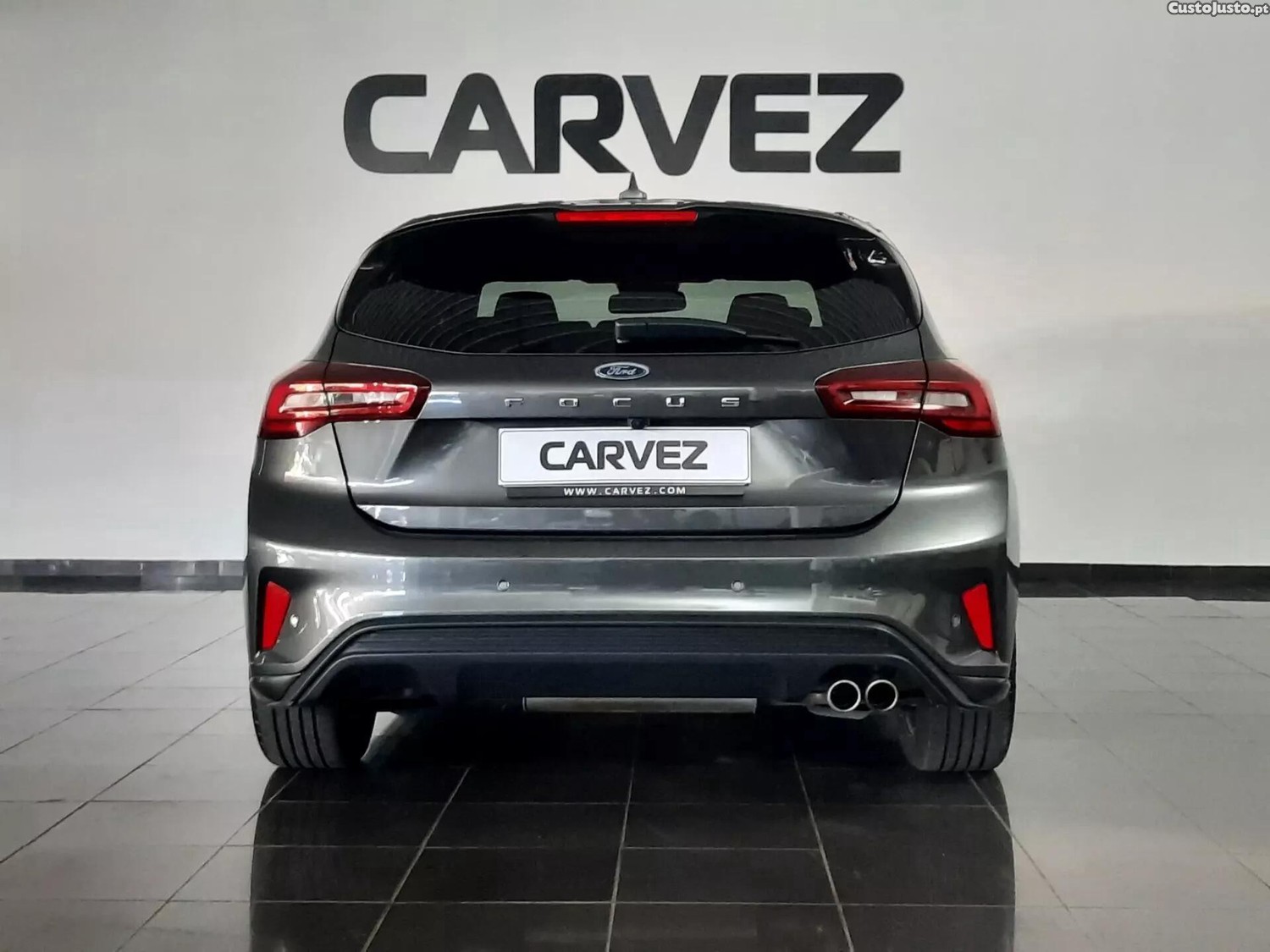 Ford Focus 1.0 EcoBoost MHEV ST-Line — fotografia 10