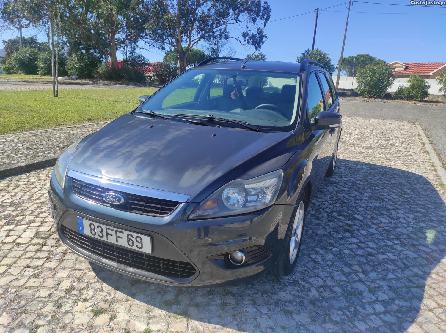 Ford Focus SW 1.6 TDCI — fotografia 10