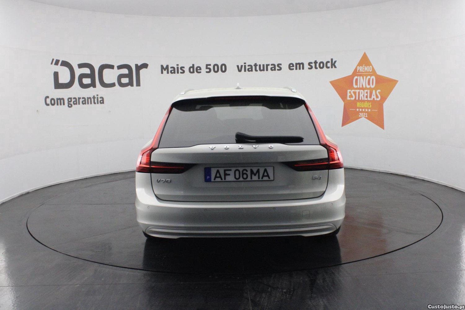 Volvo V90 2.0 B4 MOMENTUM PLUS GEARTRONIC — fotografia 42