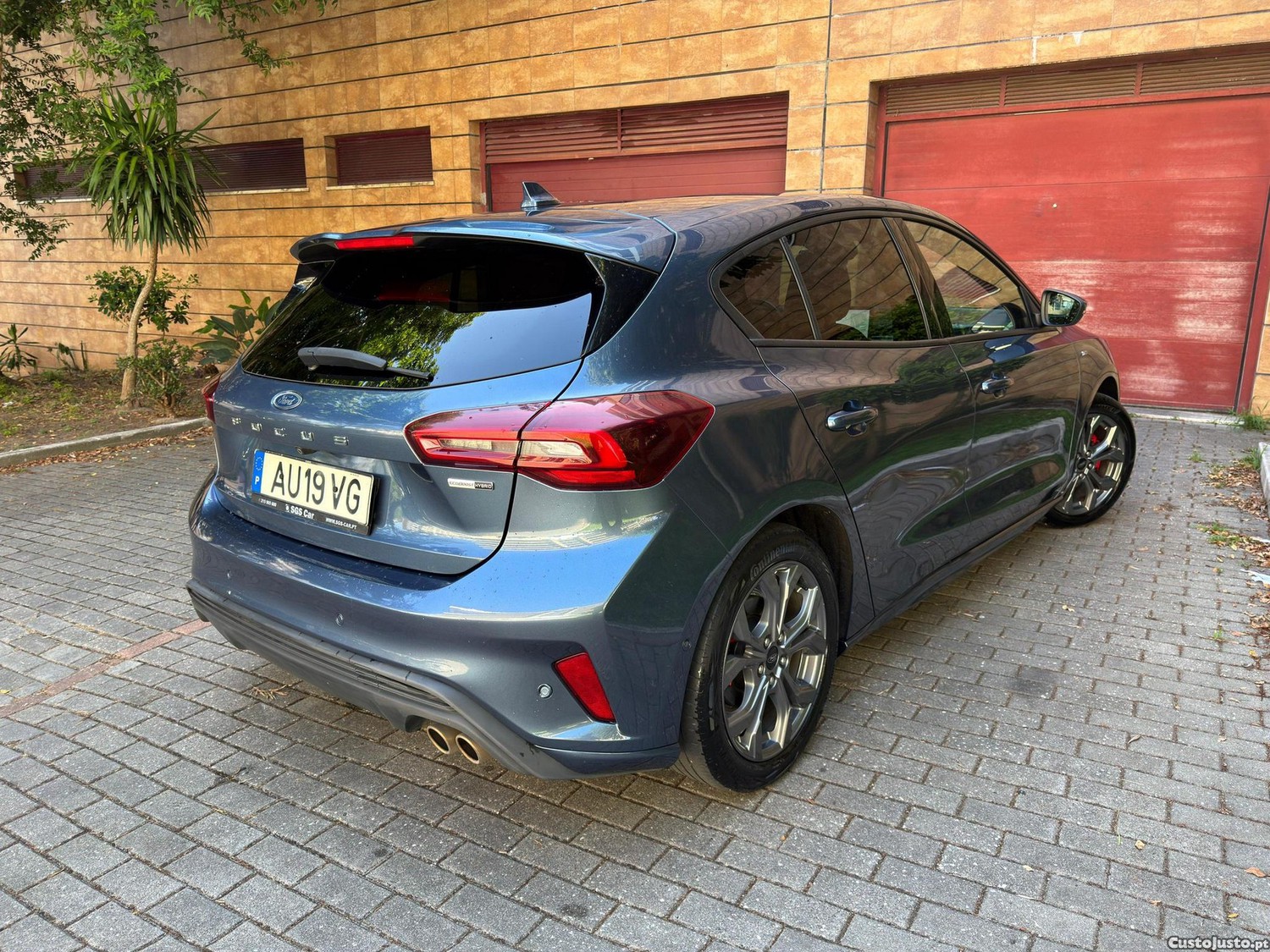 Ford Focus 1.0 Ecoboost Hybrid ST-Line — fotografia 15