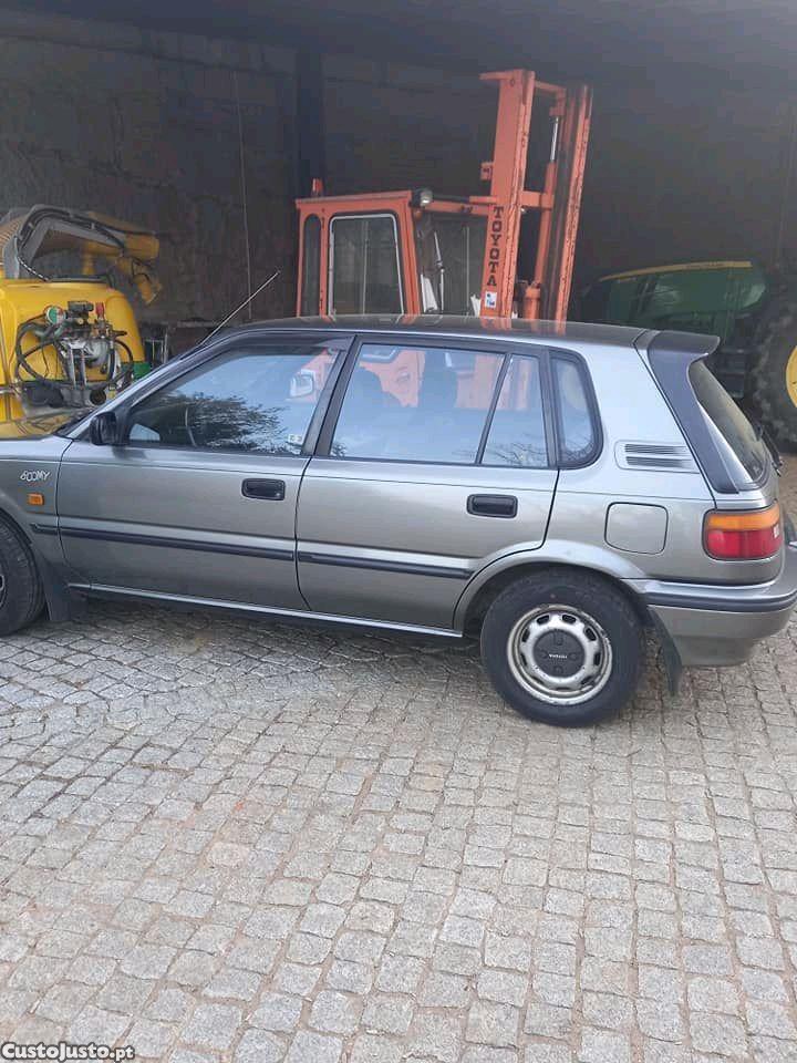 Toyota Corolla 1989 — photo 3