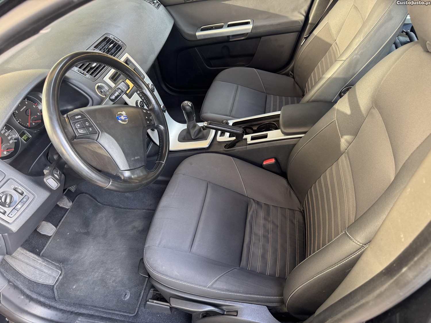 Volvo V50 1.6 caixa 6 velocidades — photo 4