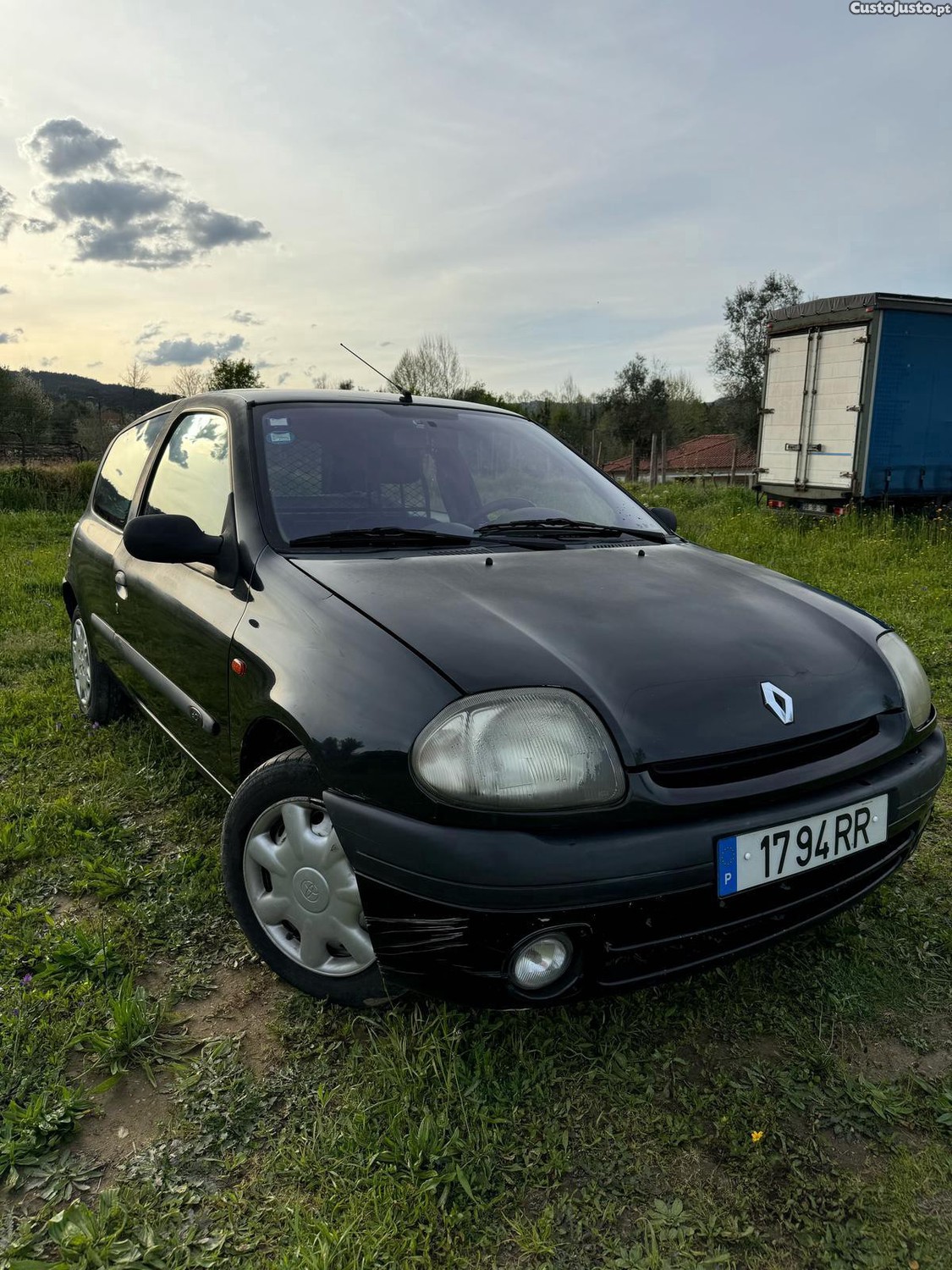 Renault Clio 1.5DCI — fotografia 2