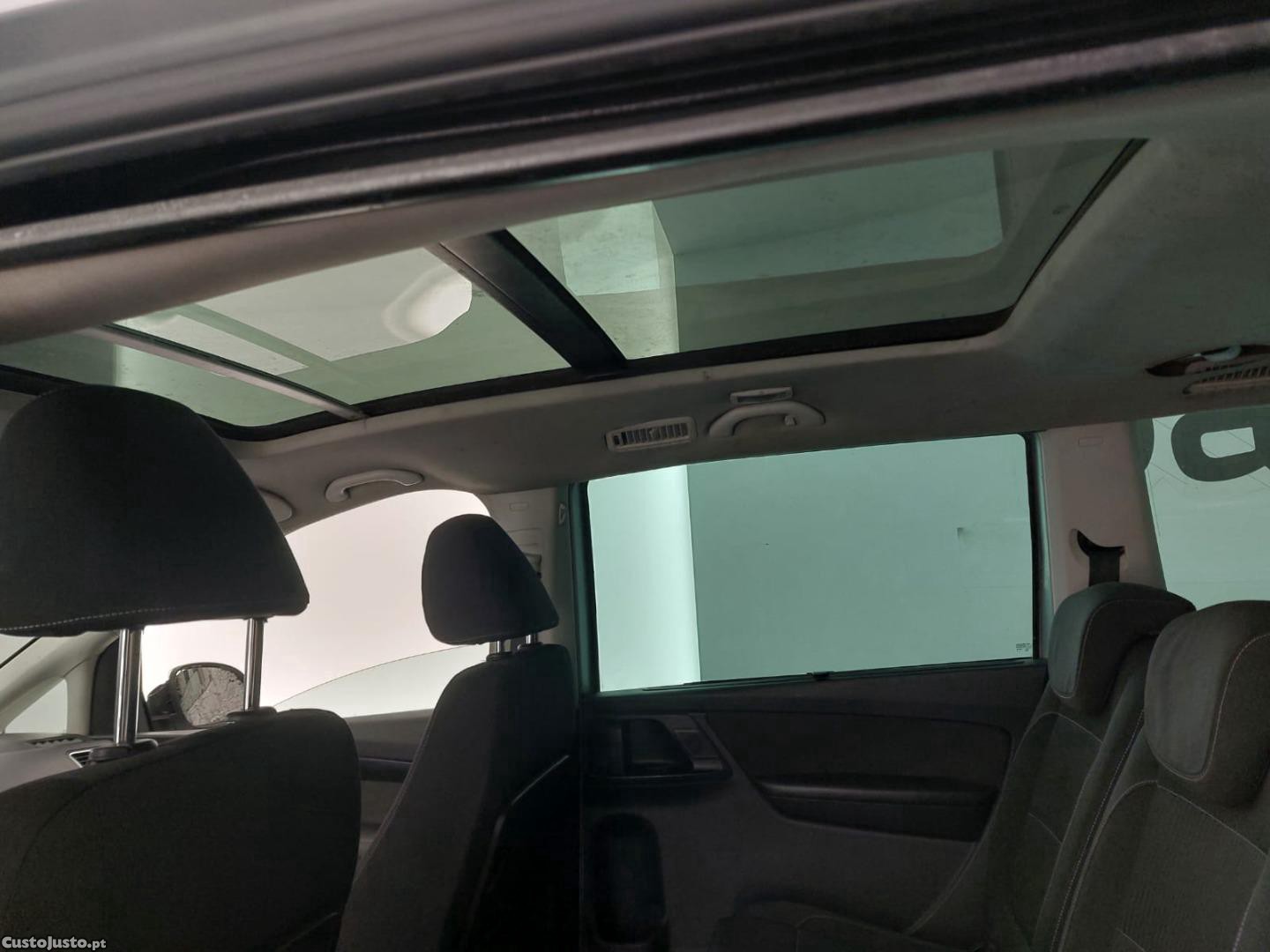 SEAT Alhambra 2.0 TDI — fotografia 3
