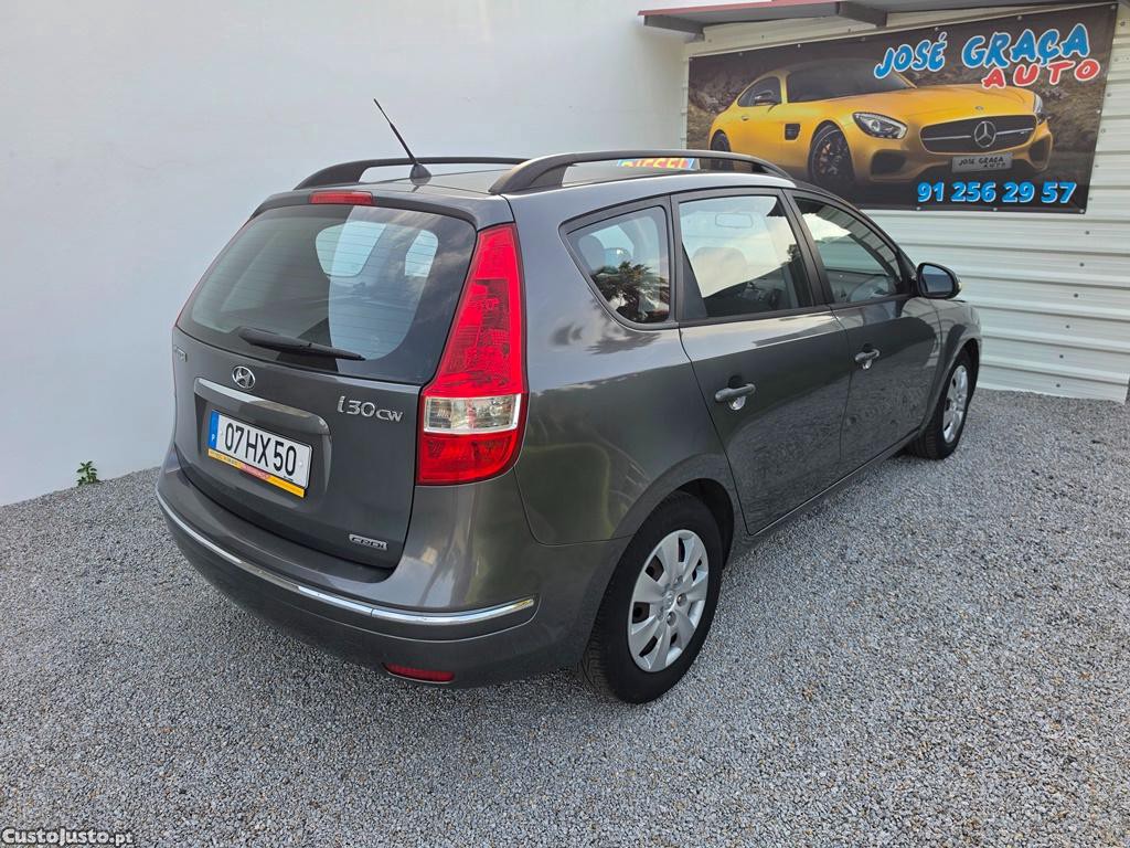 Hyundai i30 Sw 1.6Crdi 90cv 07/2009 — photo 3