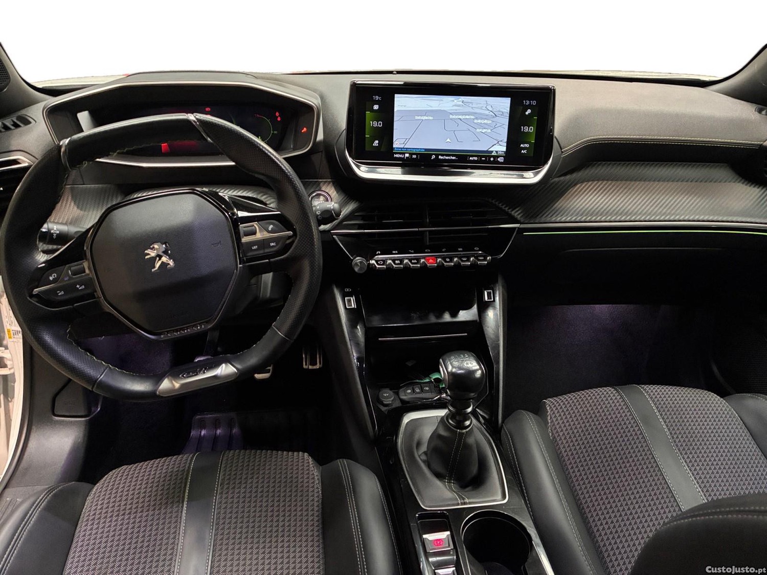 Peugeot 2008 1.2 PureTech GT - 22 — photo 4