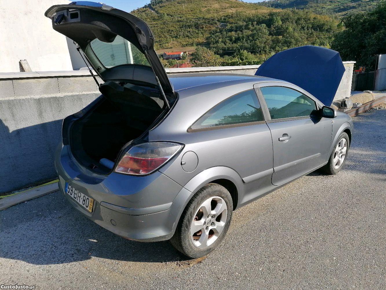 Opel Astra H GTC 1.6i 105CV GPL — photo 4