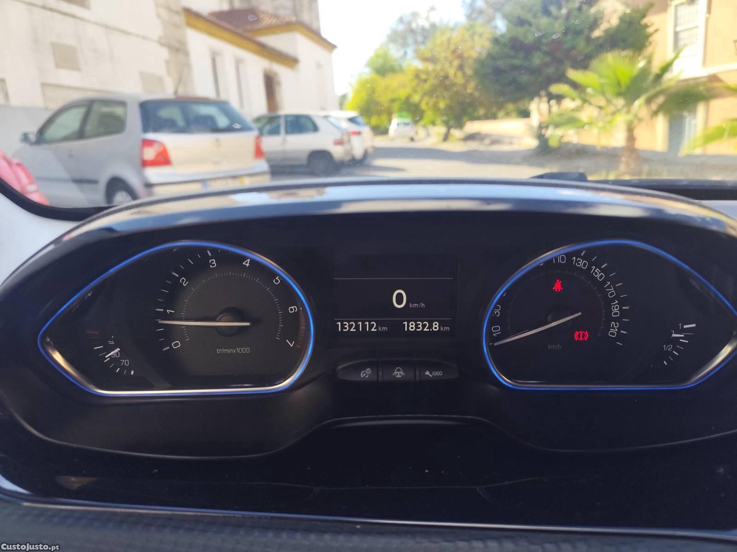 Peugeot 2008 1.2 VTi Allure de 2015 — photo 3