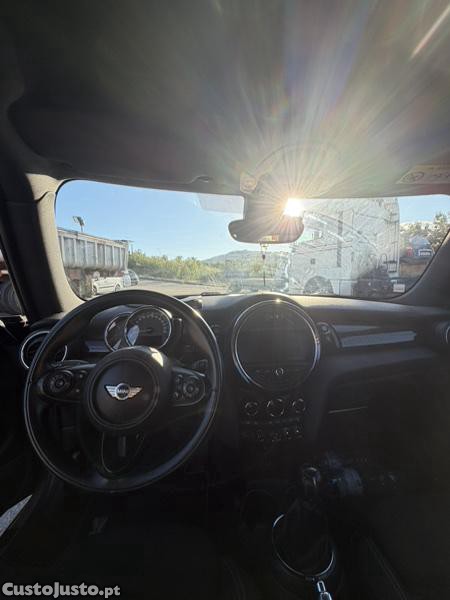 MINI Cooper Cooper SD - 14 foto 2