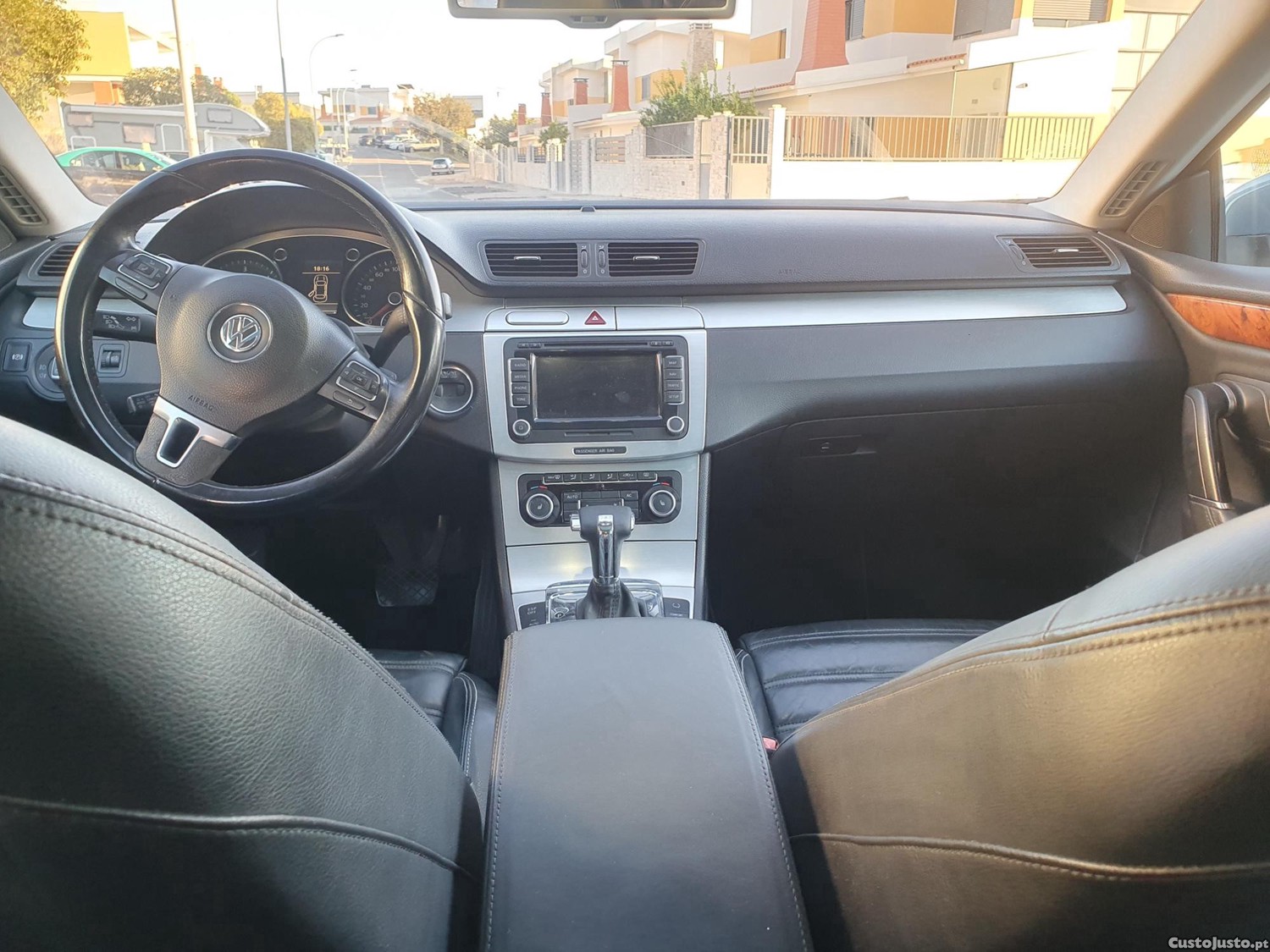 VW Passat CC 2.0 TDI 170 DSG - 09 — photo 3