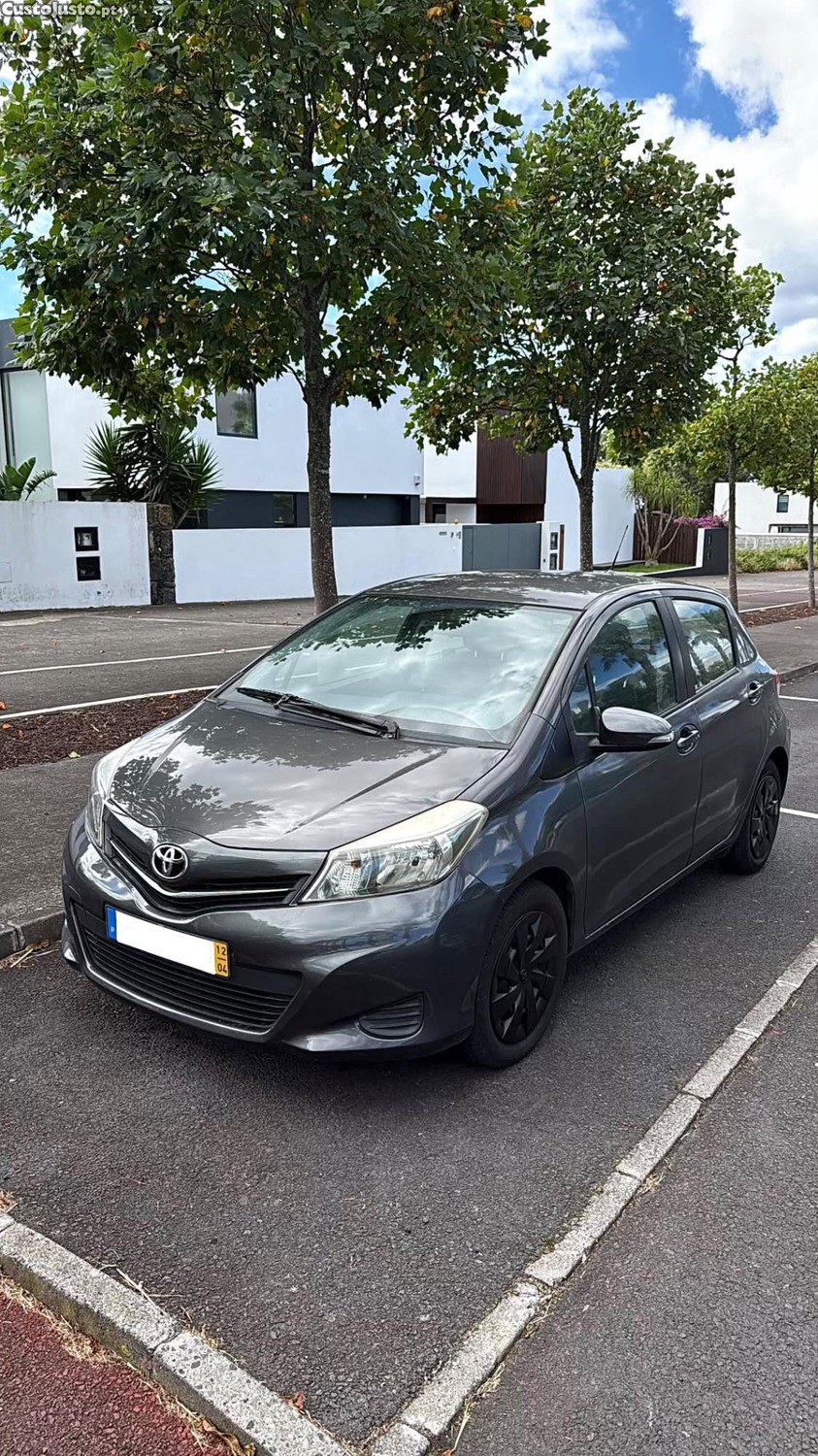 Toyota Yaris 1.4 D4D — photo 2