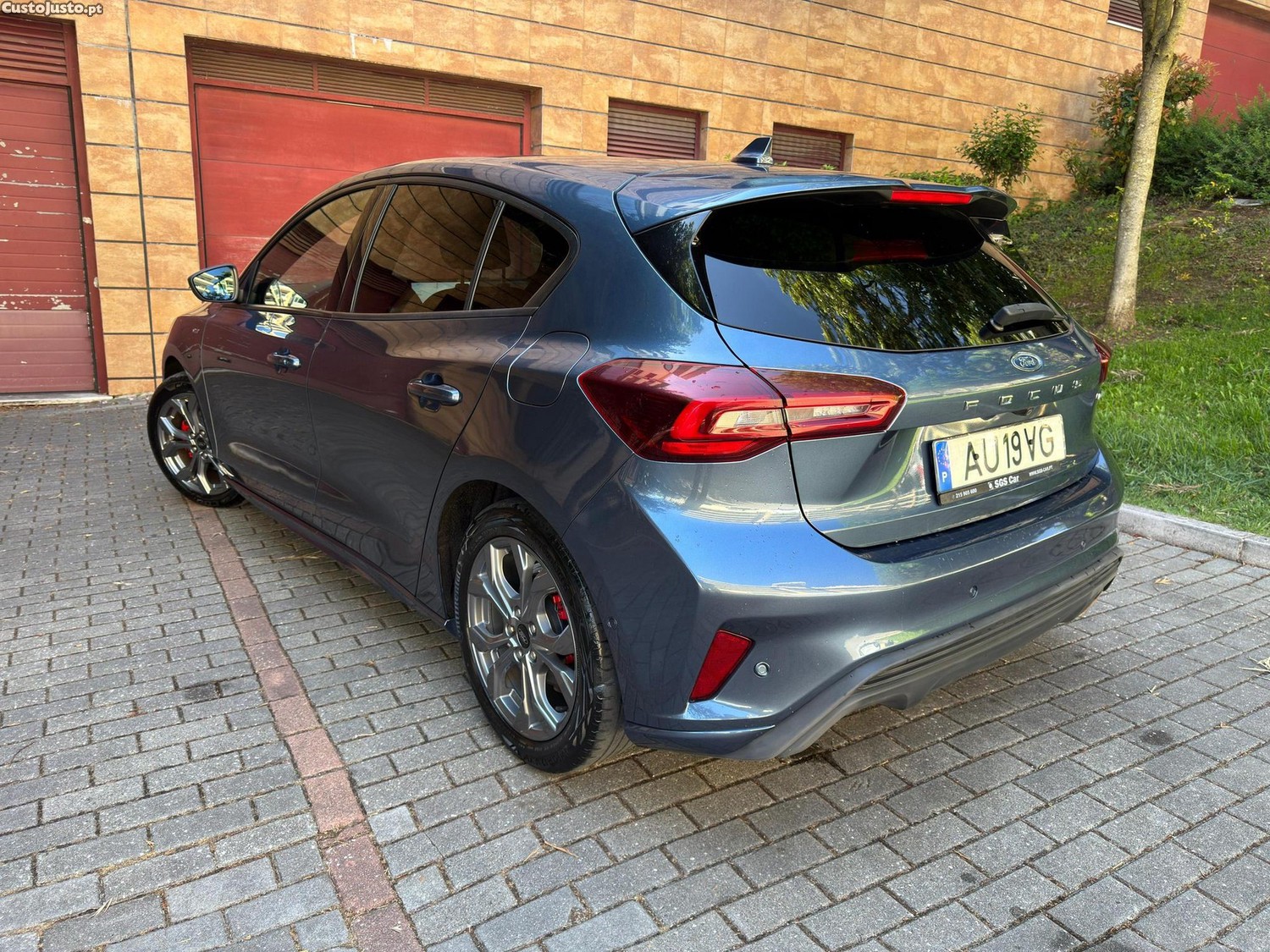 Ford Focus 1.0 Ecoboost Hybrid ST-Line — fotografia 13