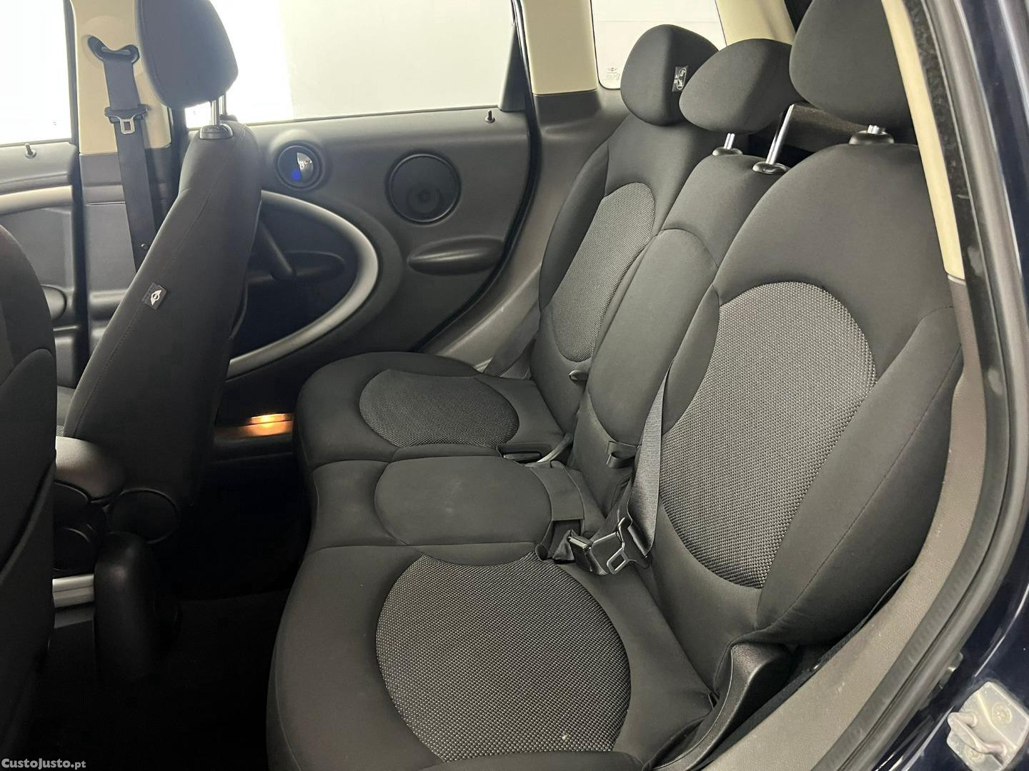 MINI Countryman ONE D — fotografia 3