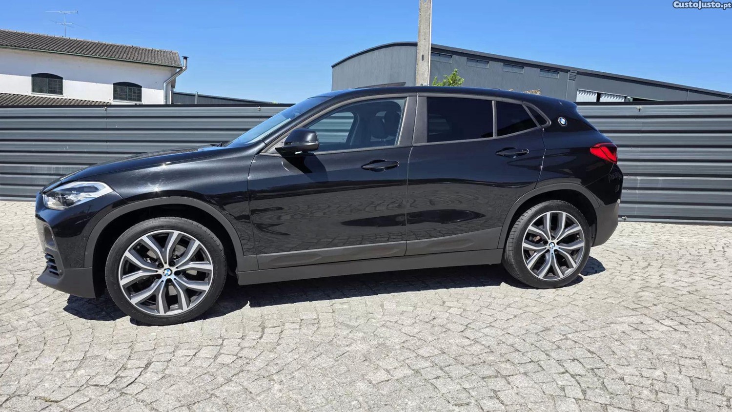 BMW X2 20d auto line sport xdrive — fotografia 24