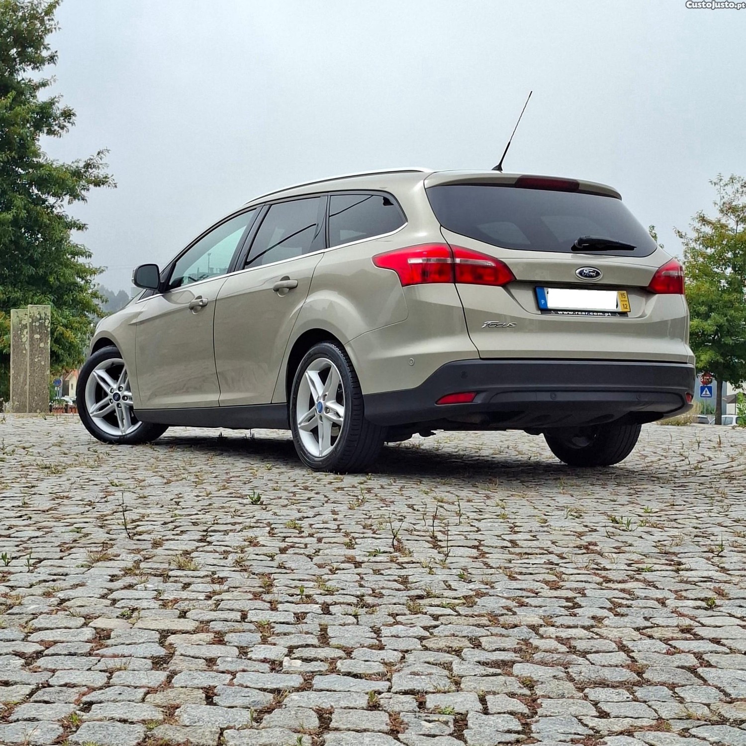 Ford Focus SW 1.5 TDCi Titanium DPS - 15 — photo 4