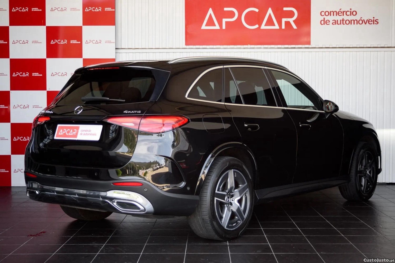 Mercedes-Benz GLC 300 de 4Matic - 23 foto 4