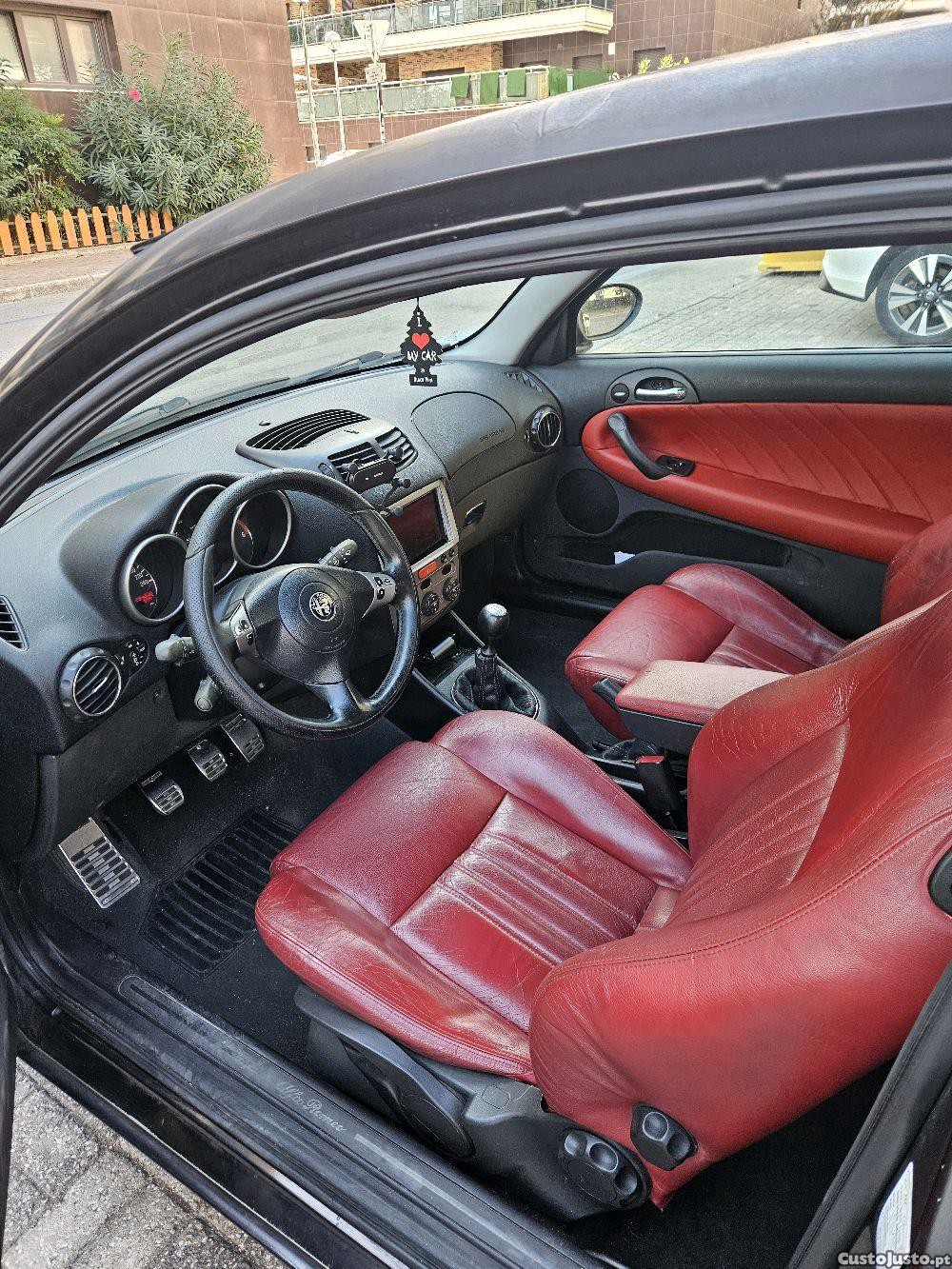Alfa Romeo 147 1.9JTDM Versão AirFlow - 02 foto 5