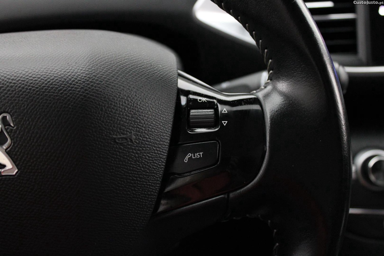 Peugeot 308 1.5 BLUEHDI BUSINESS — fotografia 17