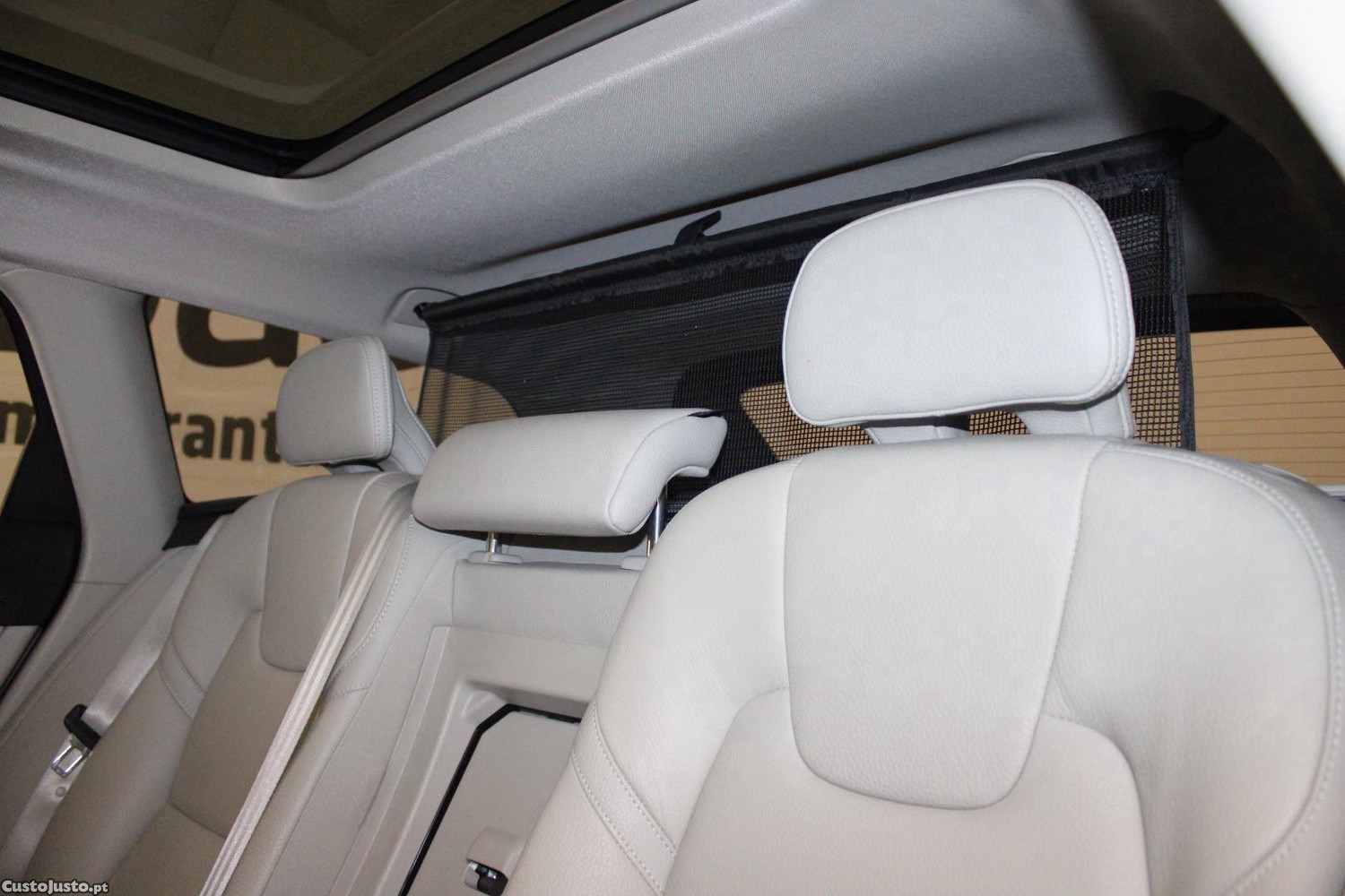 Volvo V90 2.0 B4 MOMENTUM PLUS GEARTRONIC — fotografia 18